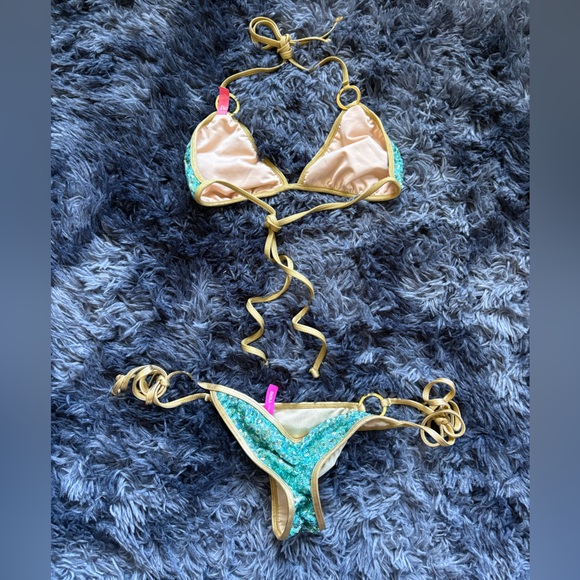 Dolls Swimwear Teal Sequin and Gold Bikini Set - Size Medium (NWOT) - Picture 2 of 9